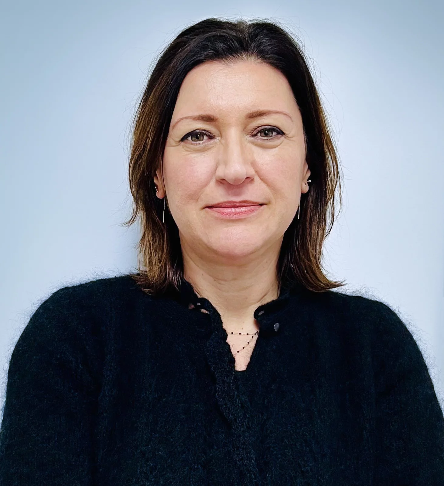 Dr Georgina JADÉ